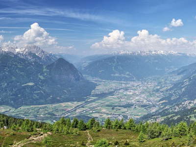 Lienzer Dolomiten and Lienzer Becken