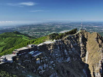 Monte Generoso  |  Summit area