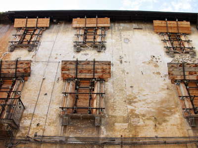 L'Aquila | Damaged building