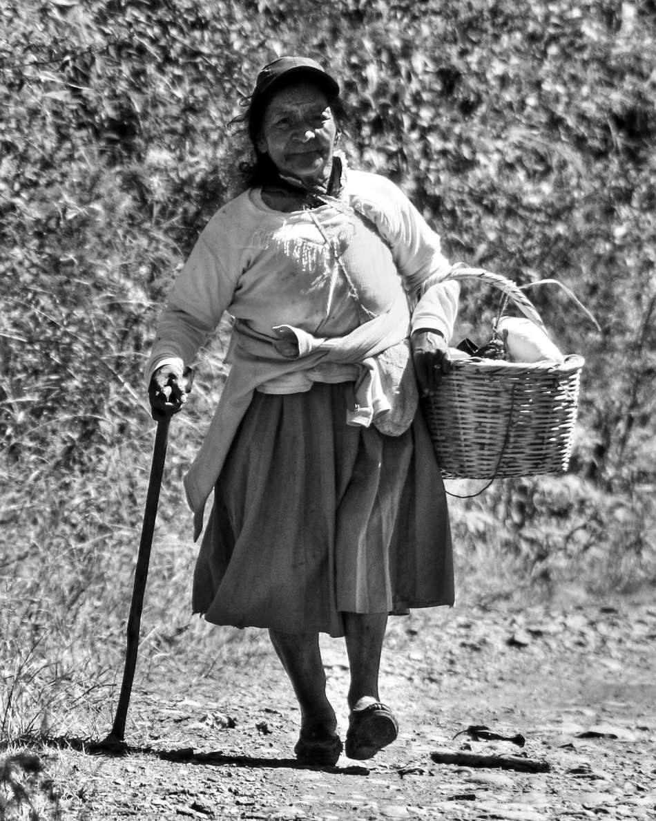Cuenca Río Piedras  |  Elderly woman