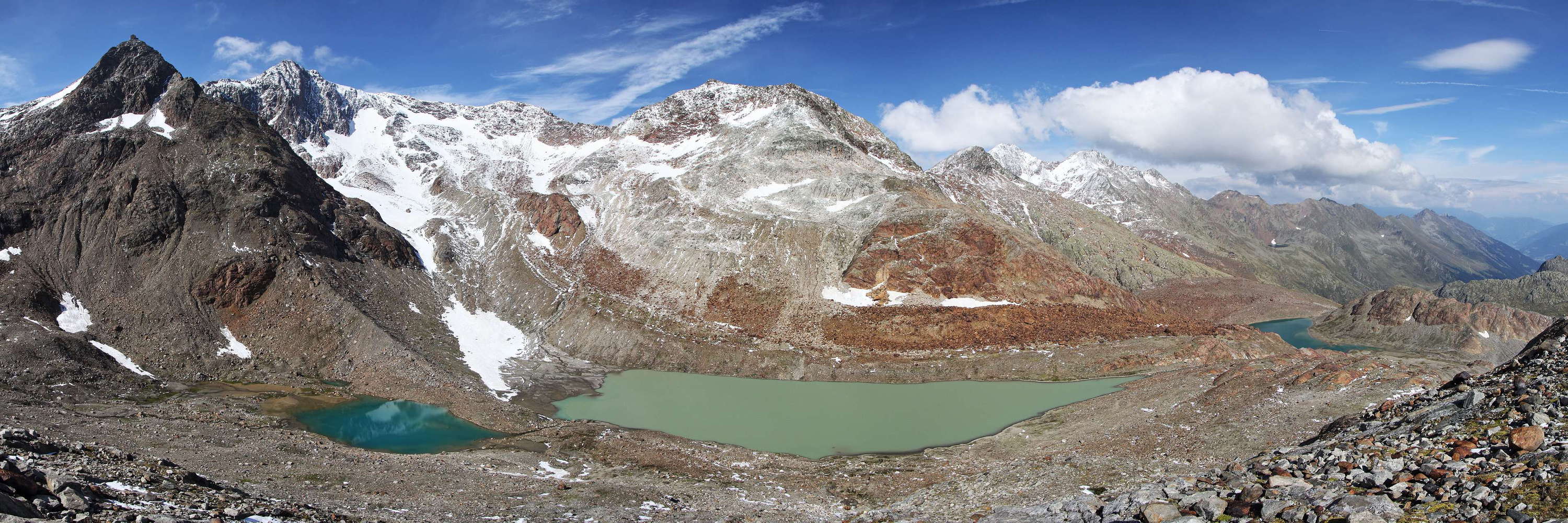 Ridnaun Valley | Panorama of glacial lakes