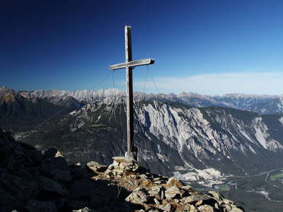 Blose summit cross and Tschirgant