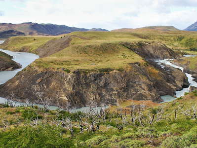 PN Torres del Paine  |  Río Paine with rapids