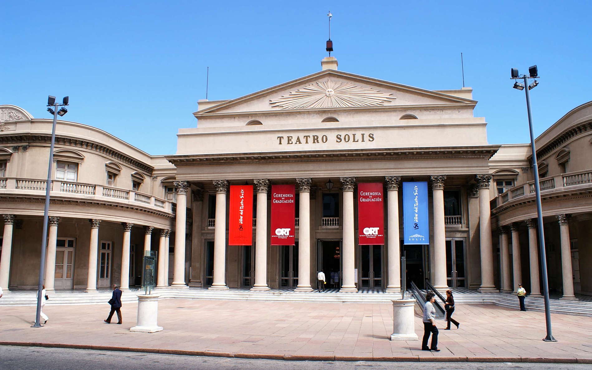 Montevideo | Teatro Solís (Uruguay)