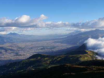 Quito with foehn clouds