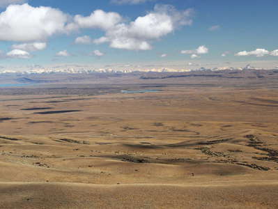 Río Santa Cruz valley with Lago Argentino and Cordillera