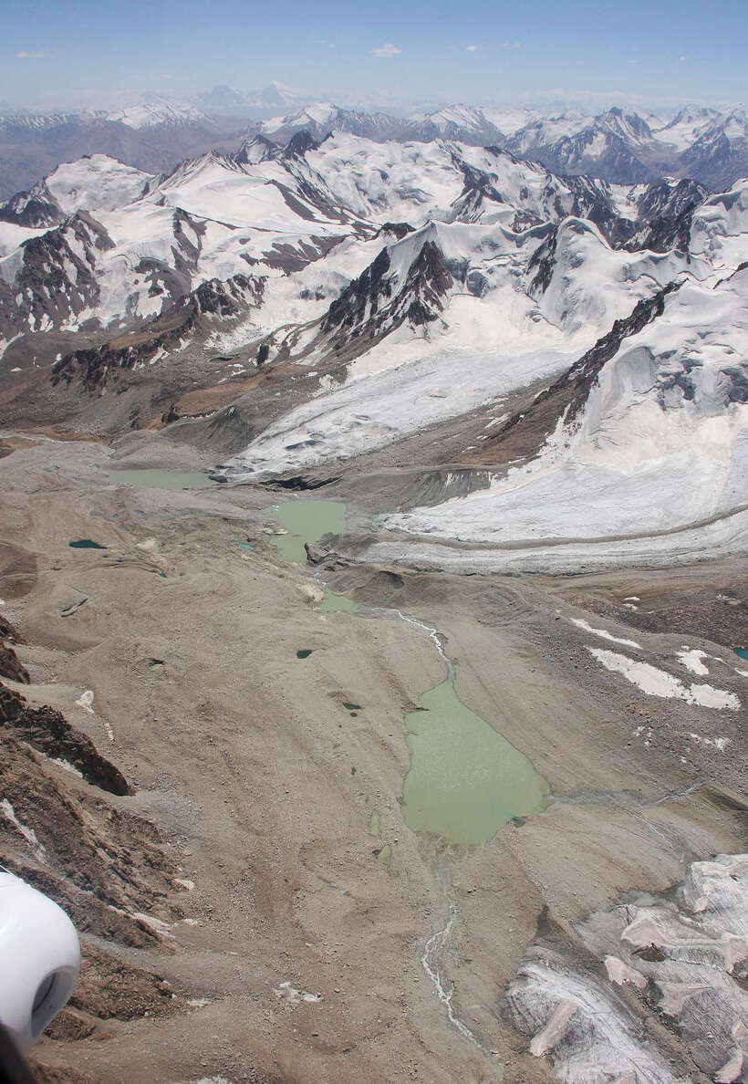 Rushan Range  |  Glacial lakes