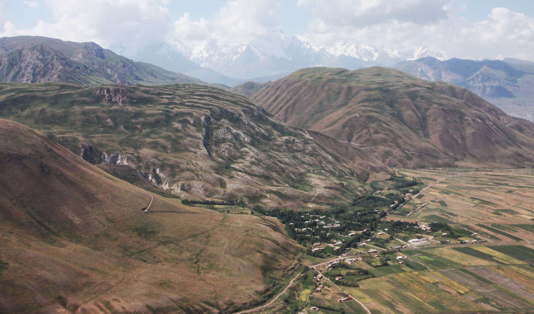 Kyzylsu Valley  |  Gypsum karst and landslide