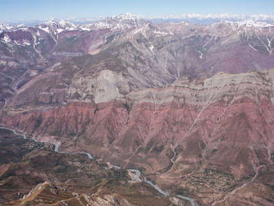 Khingob Valley with Alisurkhon