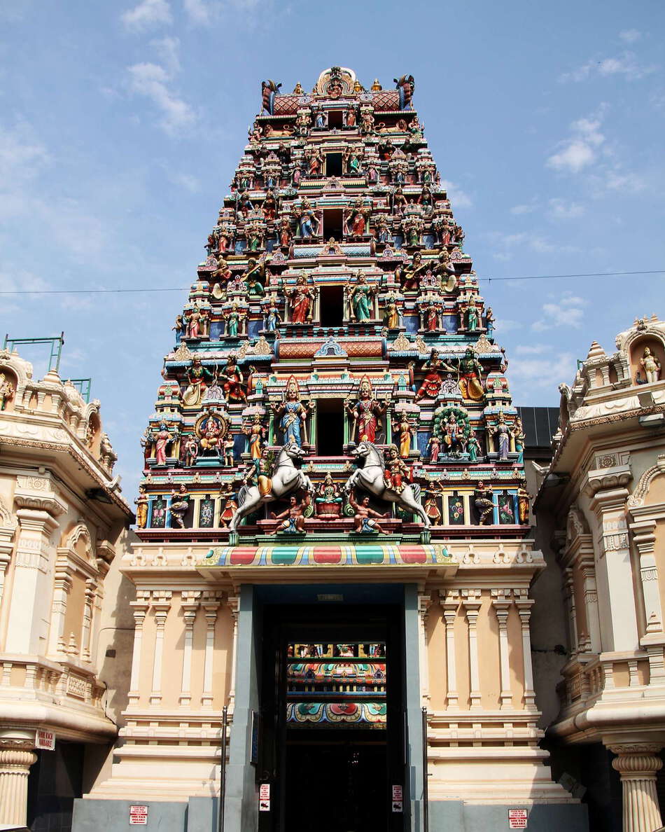 Kuala Lumpur  |  Sri Mariamman Temple