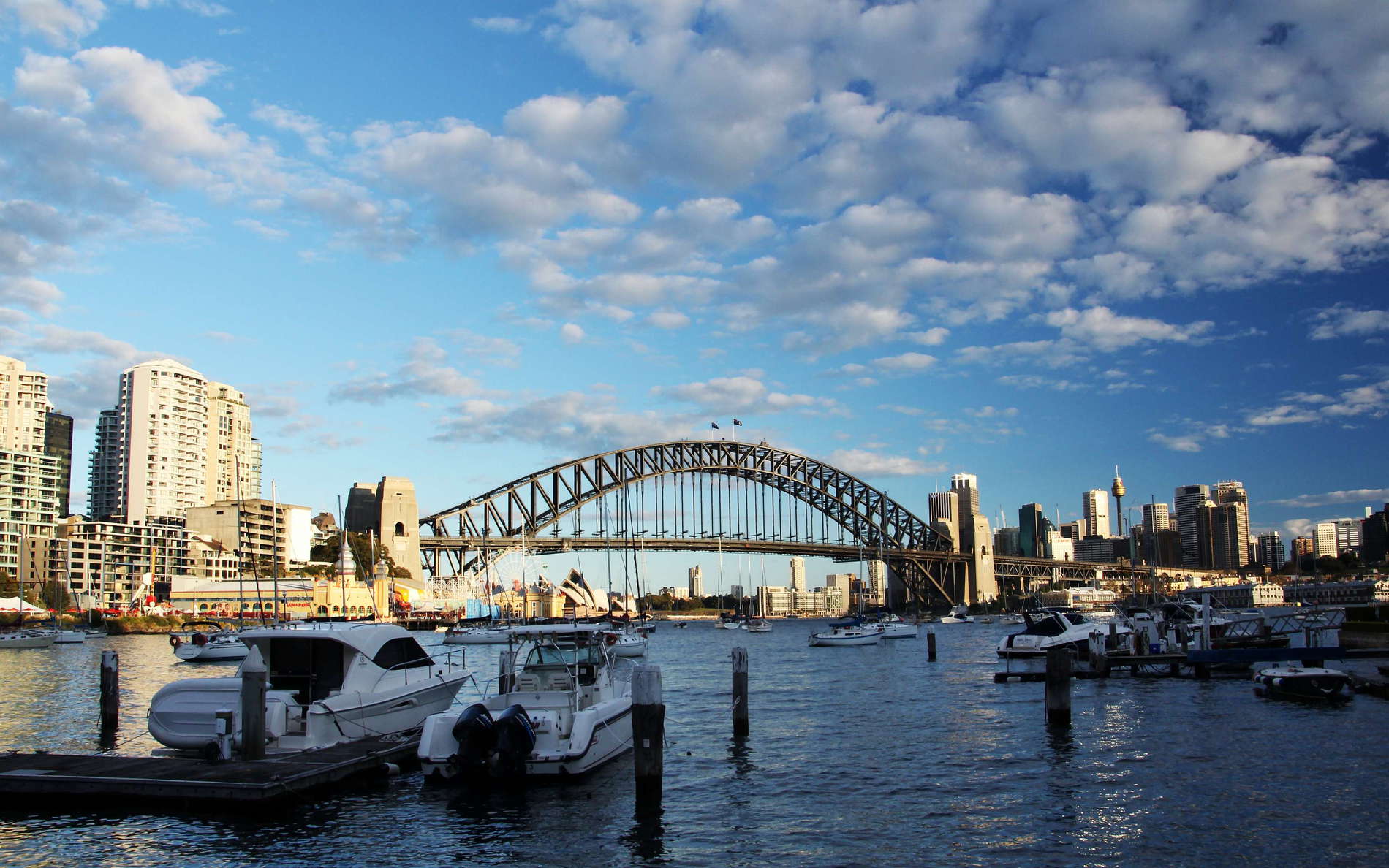 Sydney  |  Lavender Bay and Harbour Bridge