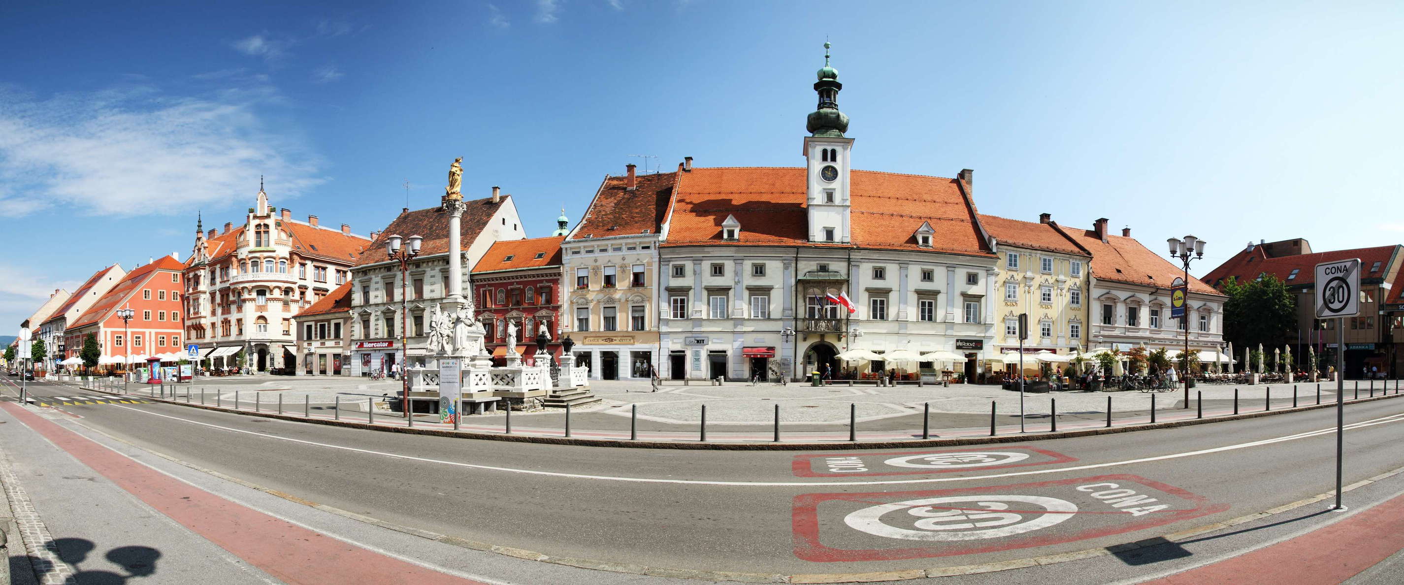 Maribor  |  Main Square panorama