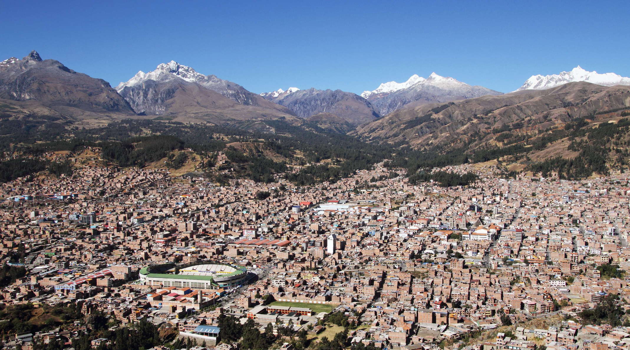 Huaraz with Cordillera Blanca