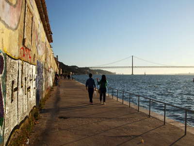 Lisboa  |  Cais do Ginjal and Ponte 25 de Abril