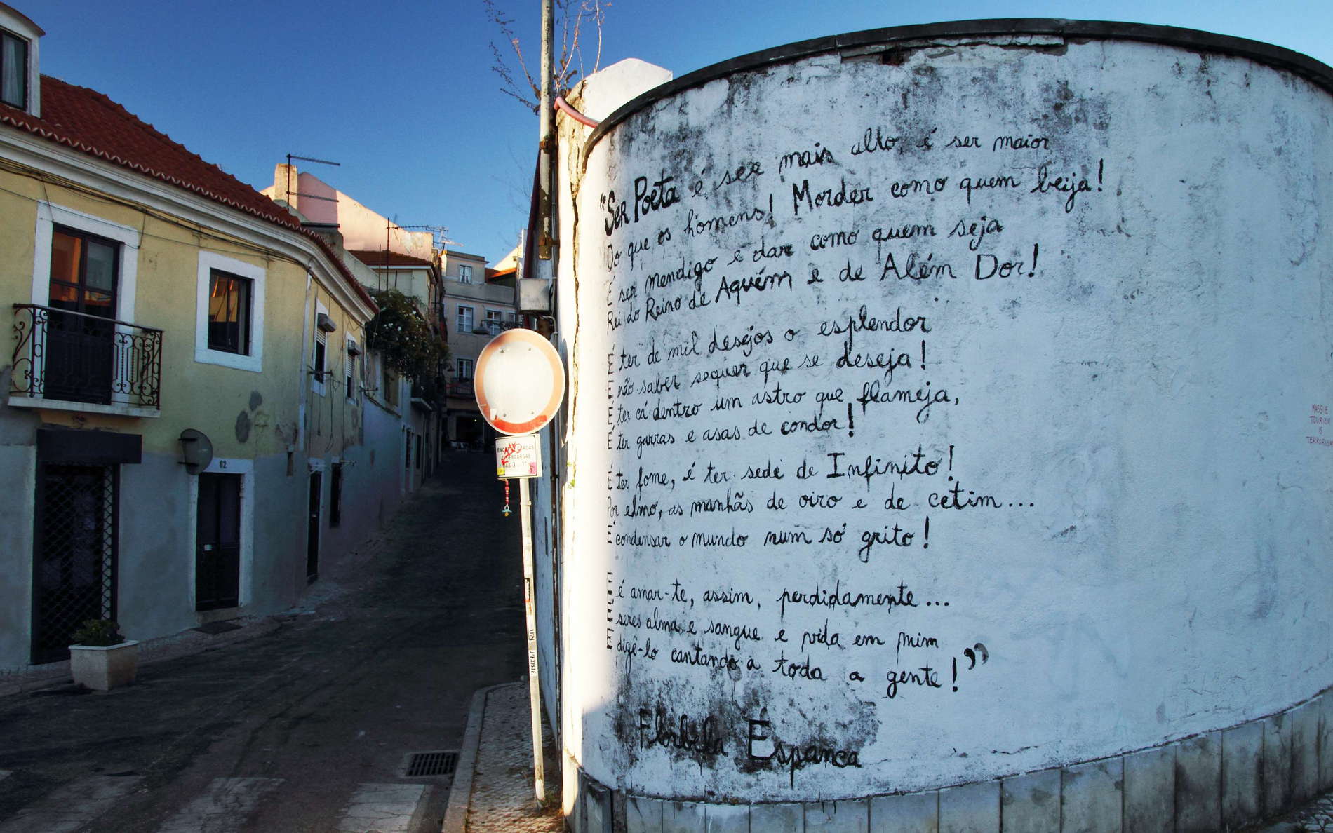 Lisboa  |  Wall poem