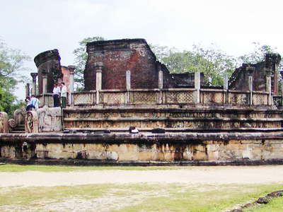 Polonnaruwa  |  Vatadage