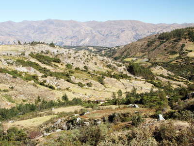 Quebrada Ishinca and Cordillera Negra