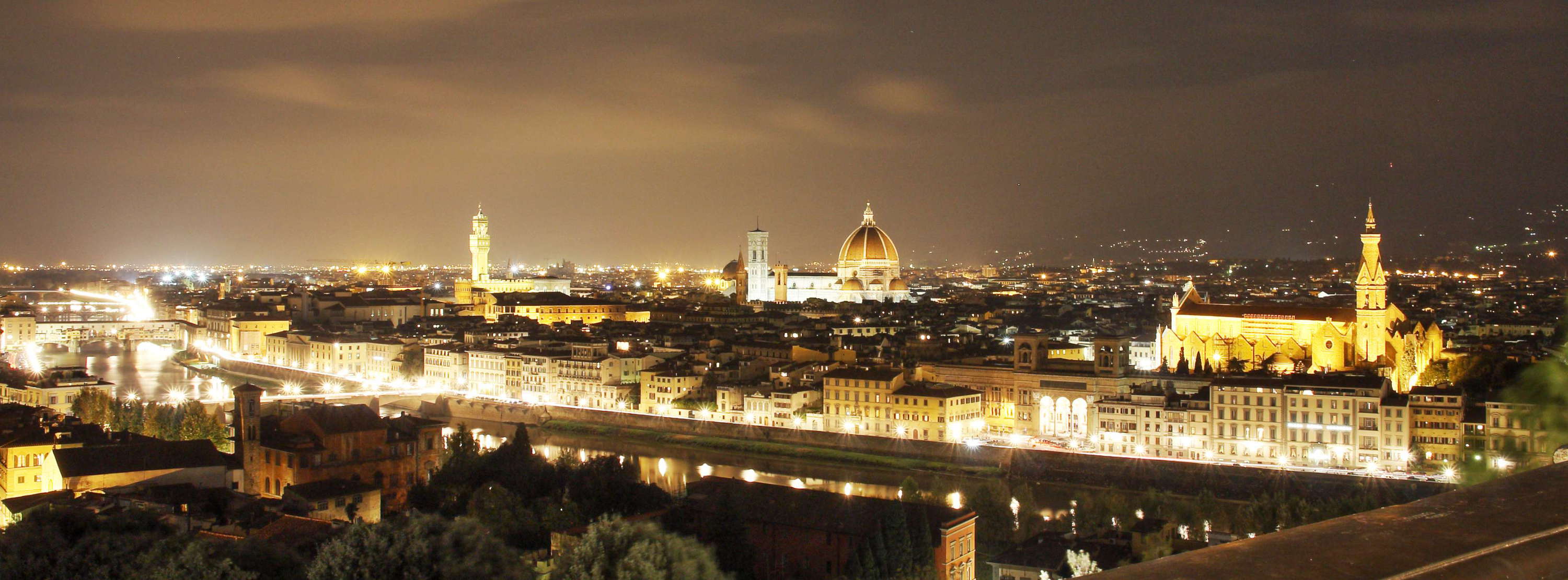 Firenze | Nighttime panorama