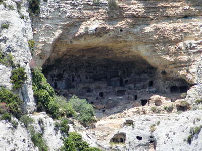 Cavagrande del Cassibile | Necropolis and cave dwellings