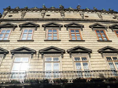 Lviv | Korniakt Palace