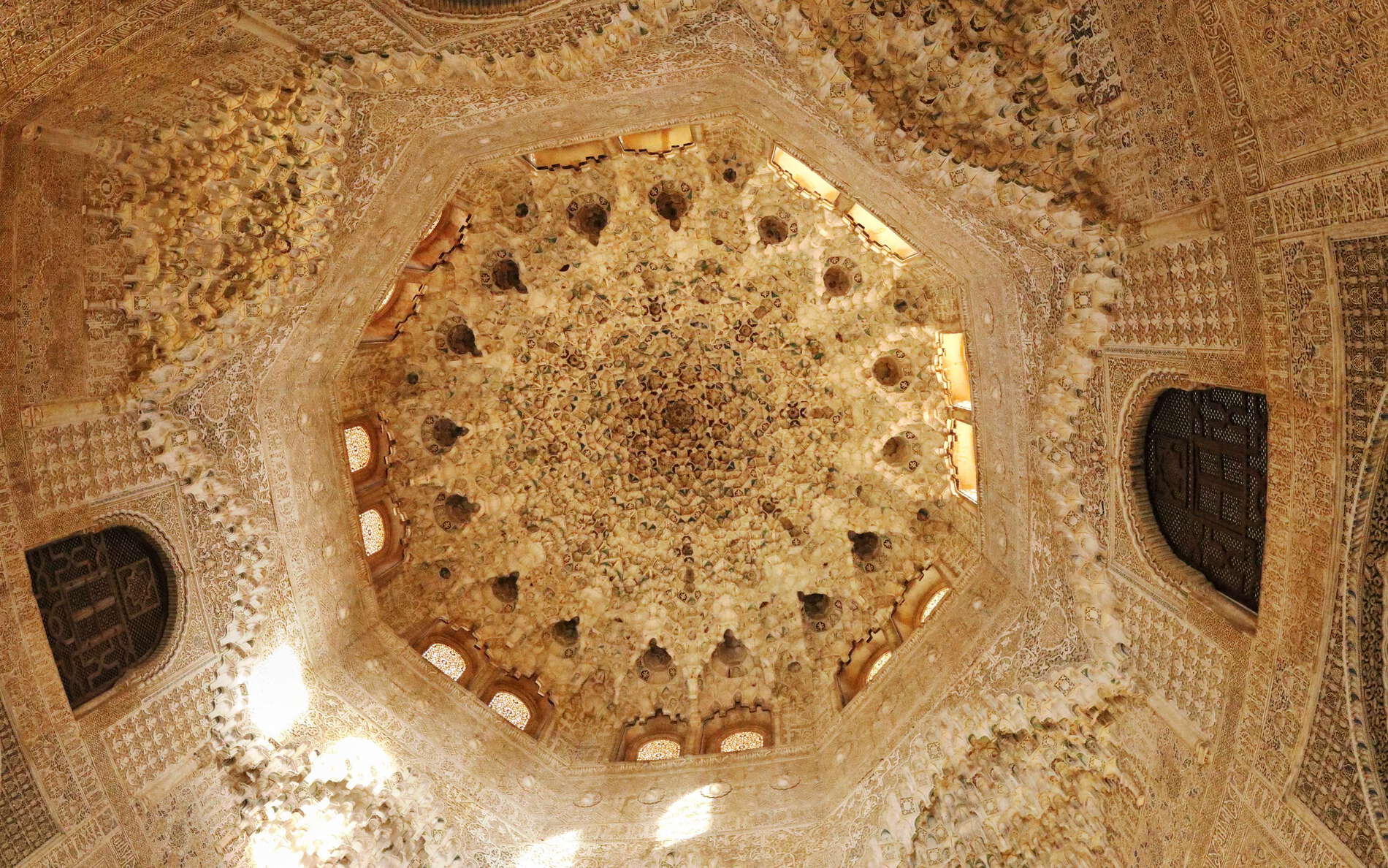Granada | Dome in the Palacios Nazaríes