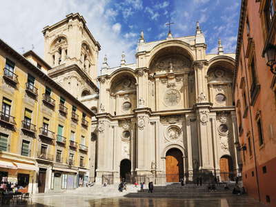 Granada | Plaza de las Pasiegas with Cathedral