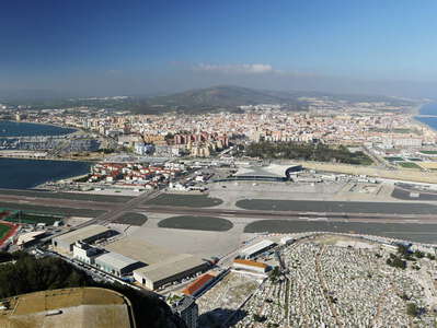 Gibraltar Airport and La Línea de La Concepción