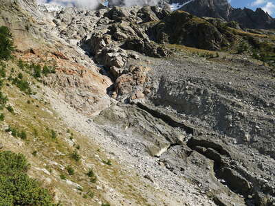 Val Ferret | Planpincieux Glacier with ice avalanche deposits