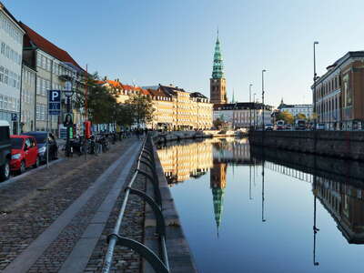 København | Reflection of Nikolaj Kunsthal