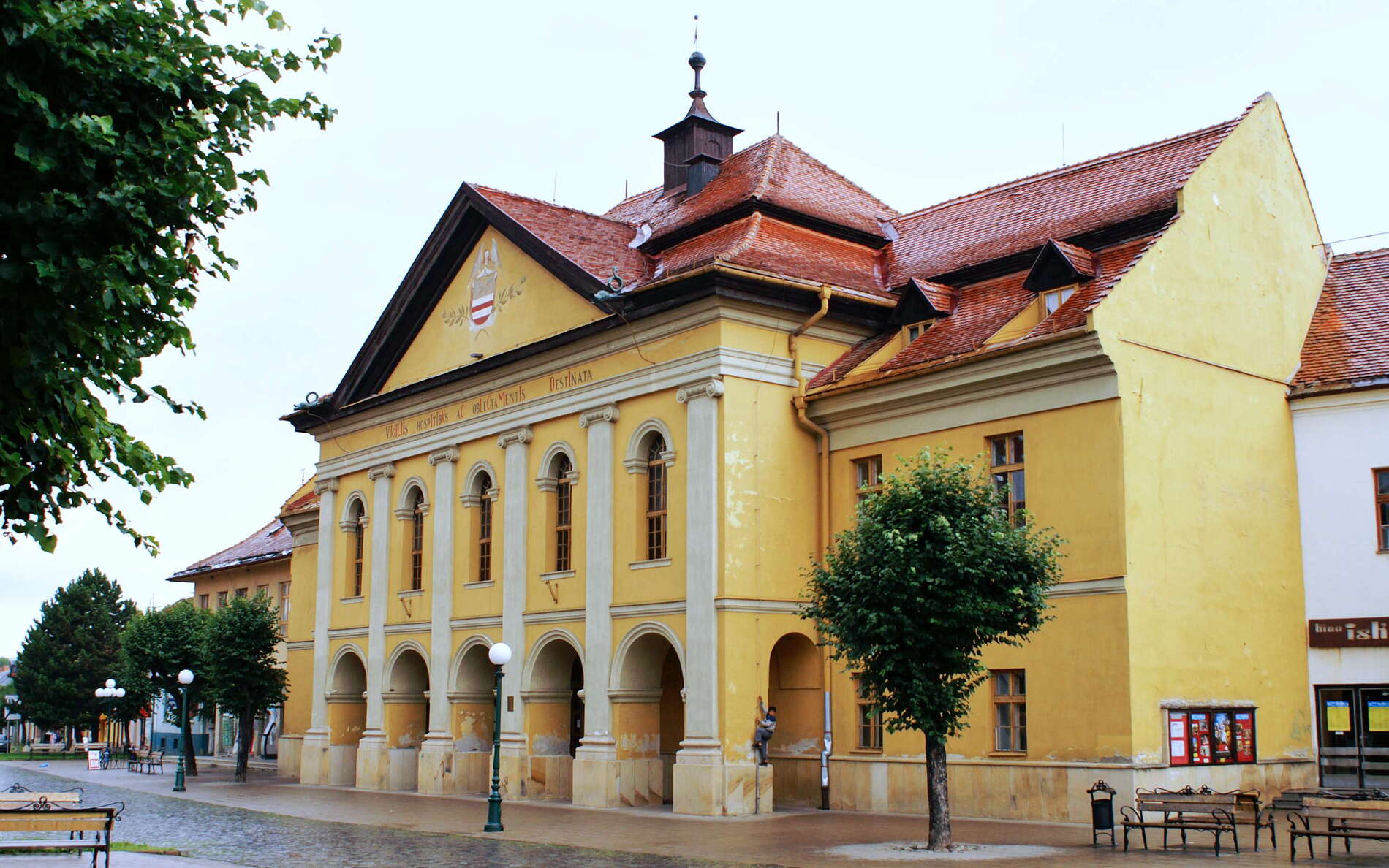 Kežmarok | Hlavné námestie with Reduta