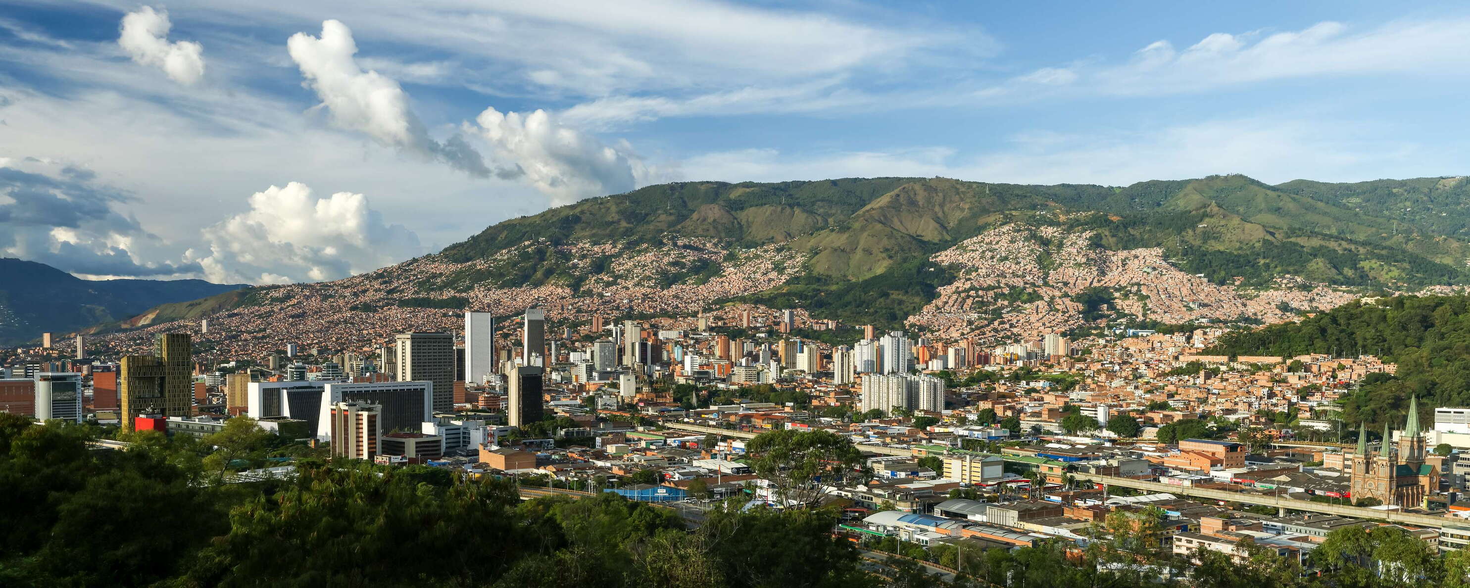 Medellín | Panoramic view with downtown