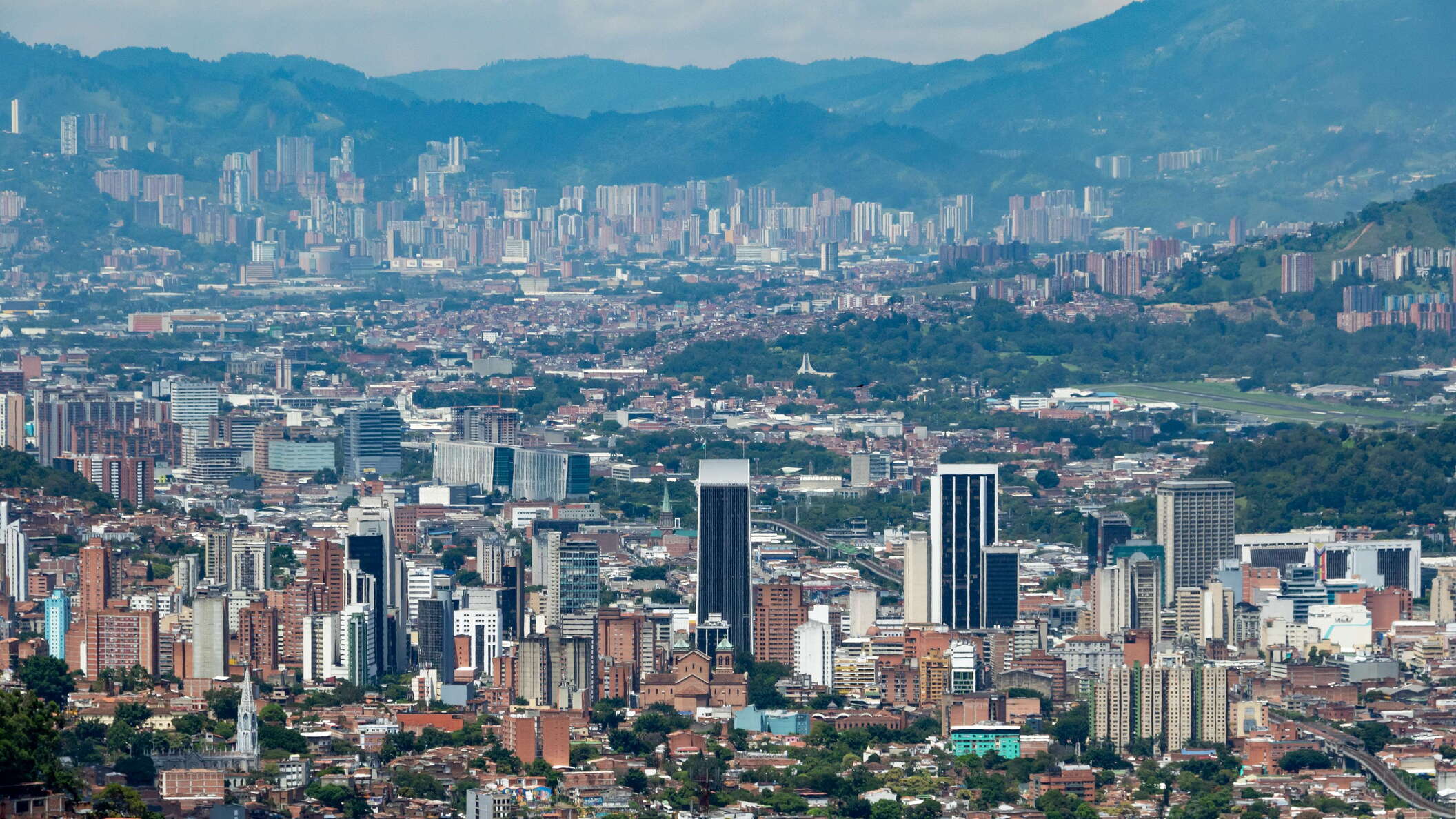 Aburrá Valley with Medellín and Sabaneta