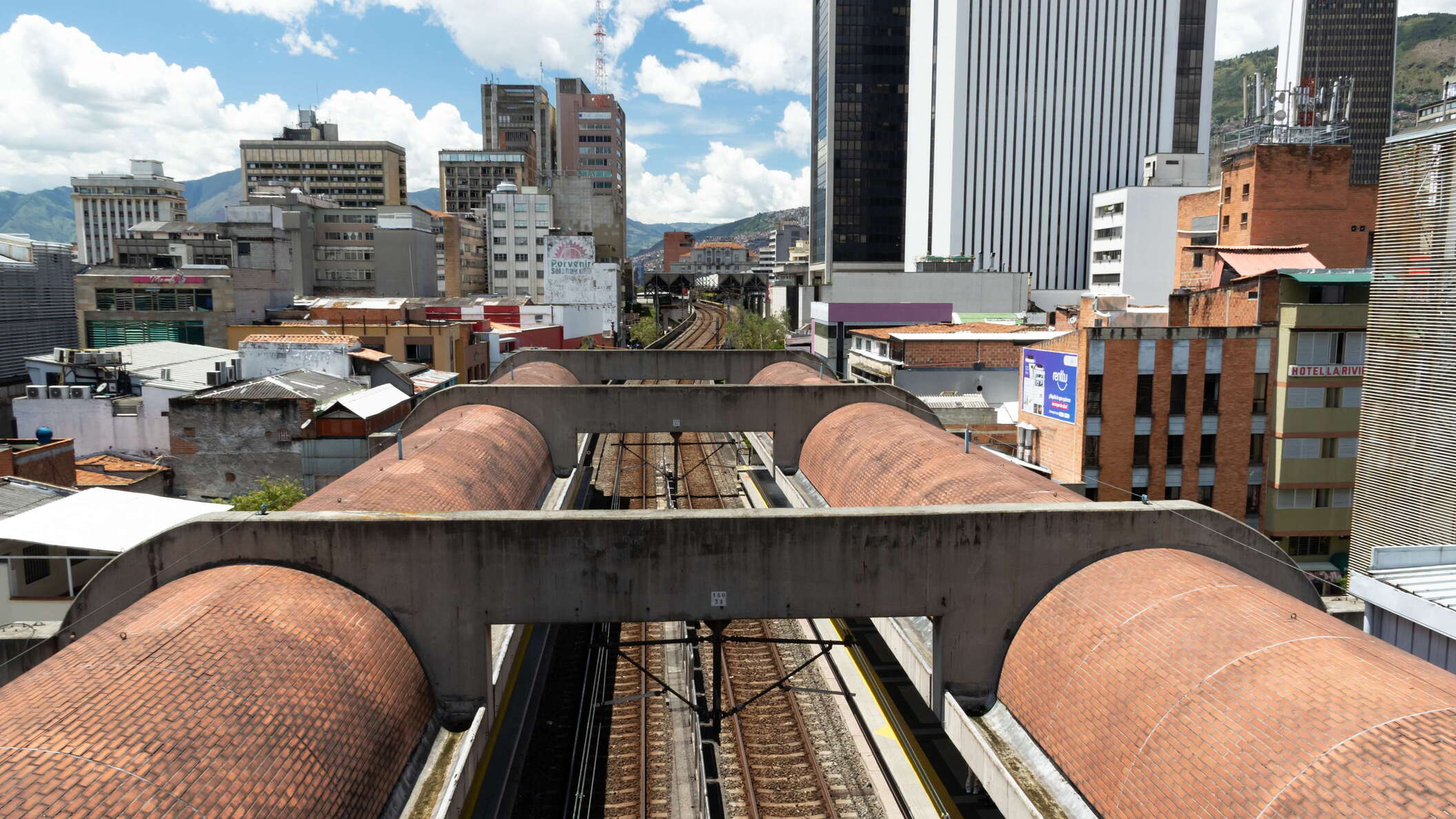 Medellín | Metro station San Antonio