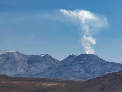 Ampato and Volcán Sabancaya