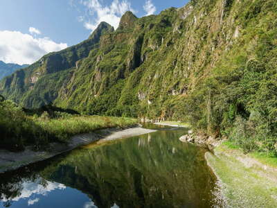 Río Urubamba with Huayna Picchu