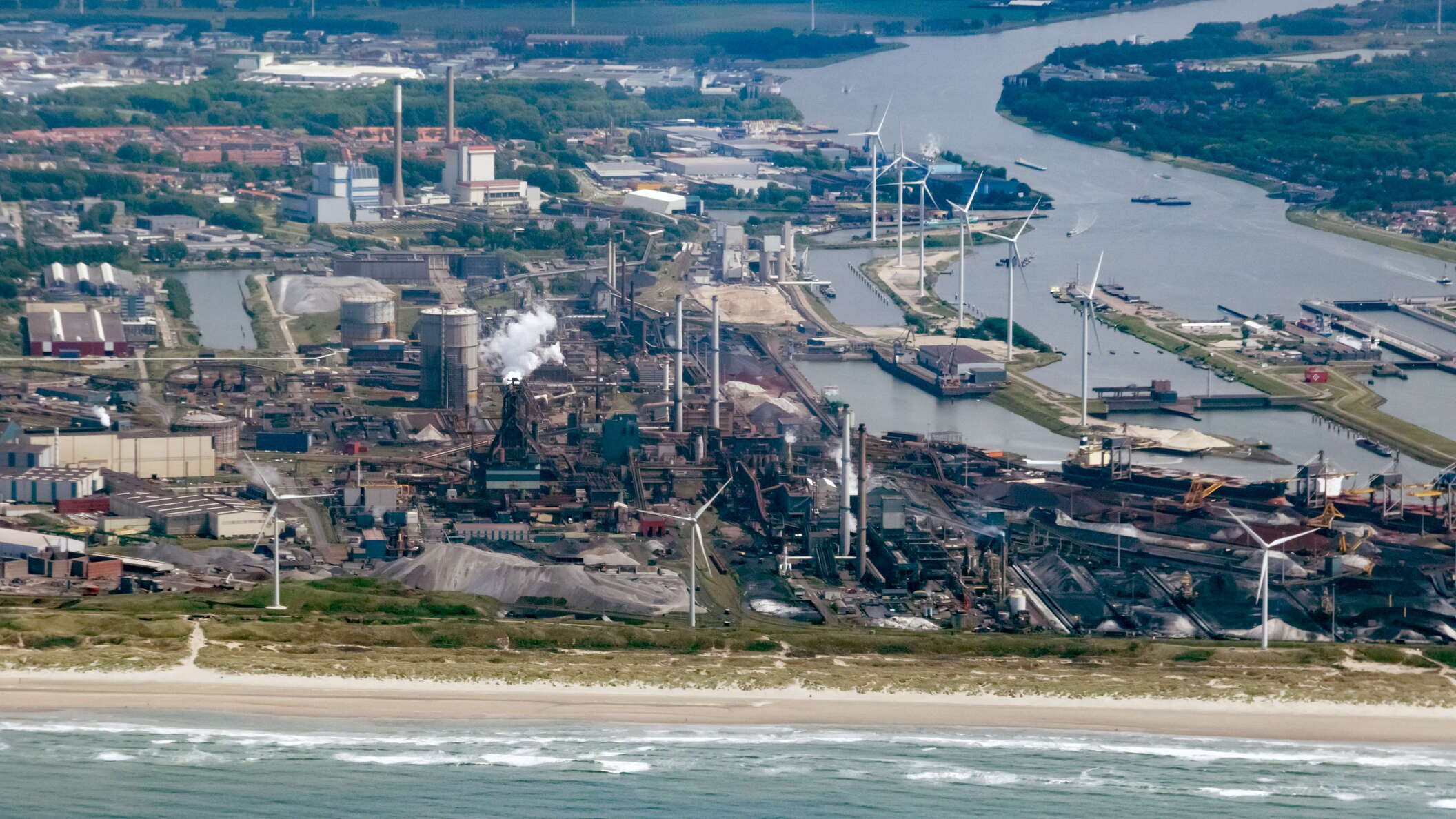 IJmuiden | Steelworks with Noordzeekanaal