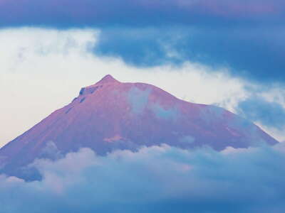Montanha do Pico at sunset