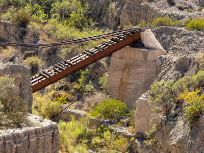 Valle Mendoza | Collapsed rail bridge