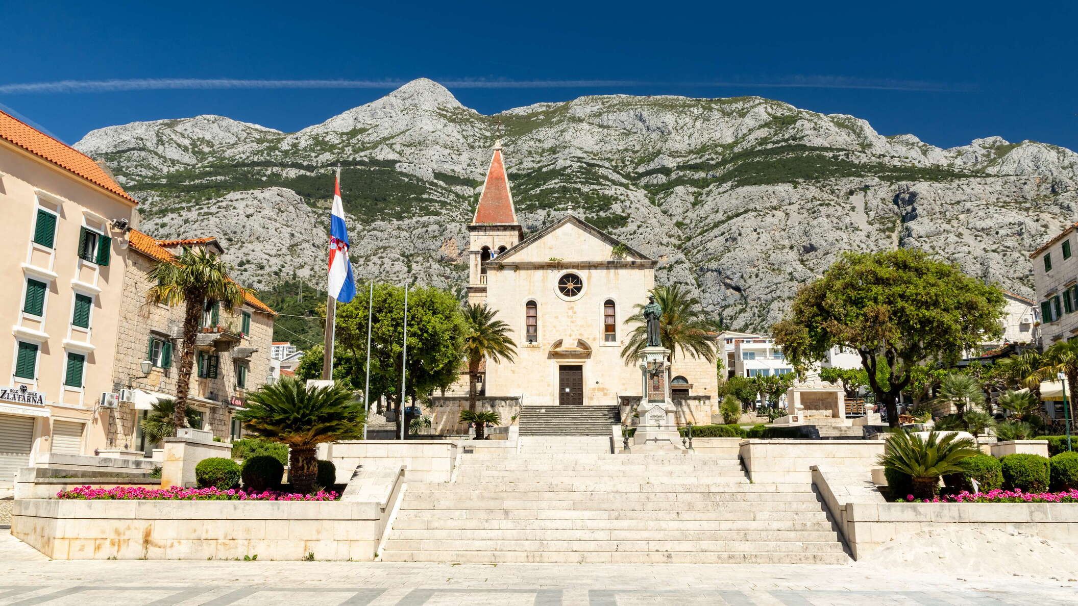 Makarska | Kačićev trg