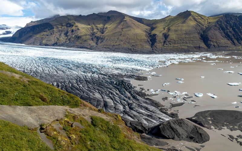 Skaftafellsjökull with proglacial lake in 2019