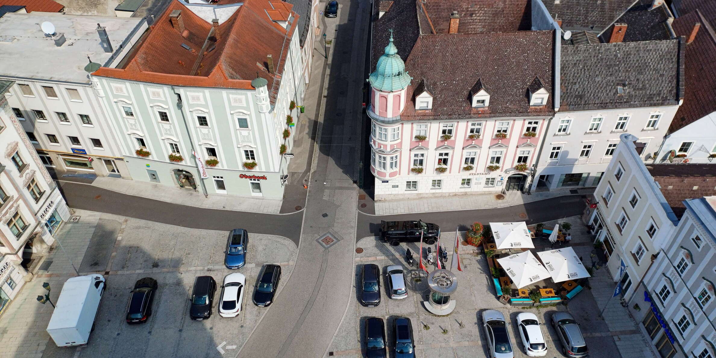 Enns | Hauptplatz with Rathaus