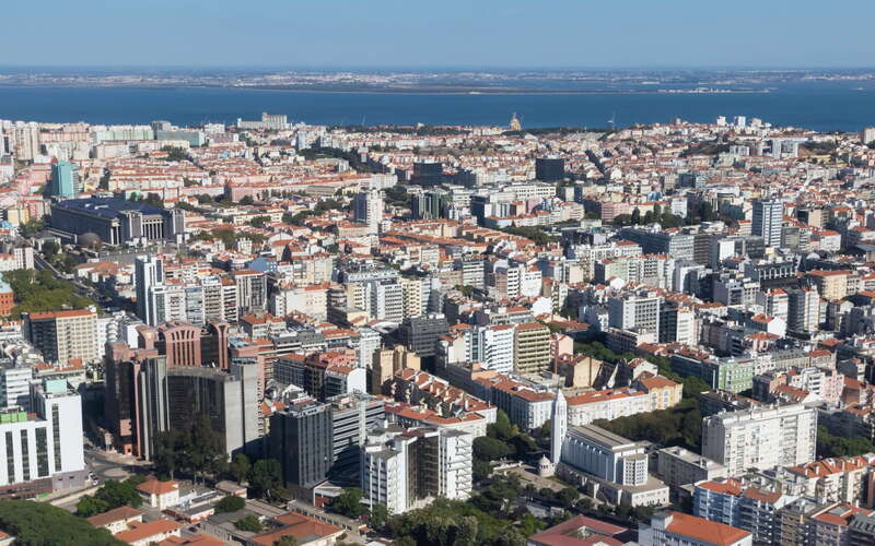 Lisboa with Rio Tejo